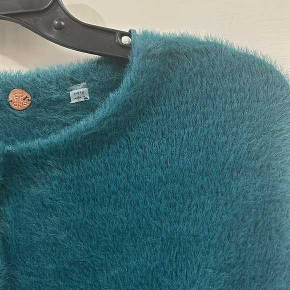 NWOT Free People One Wyatt Fuzzy Faux Fur Cardigan Sweater Size XS Z555 - Picture 6 of 7